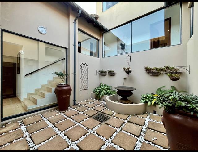 4 BEDROOM HOUSE FOR SALE IN SIMBITHI ECO ESTATE